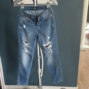 Hollister Low Rise Crop Boyfriend Distressed Jeans